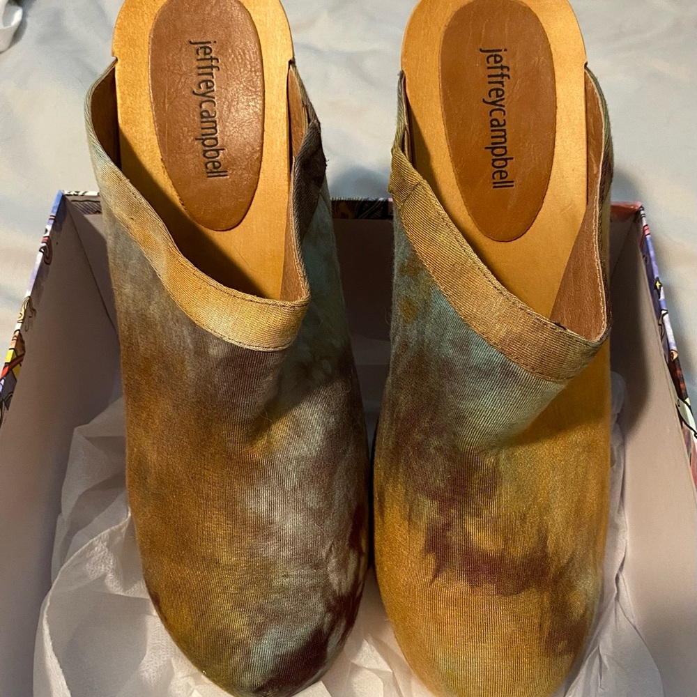 Jeffrey Campbell Mule Clogs Size 9.5